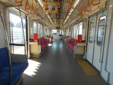 oth-train-1082.jpg