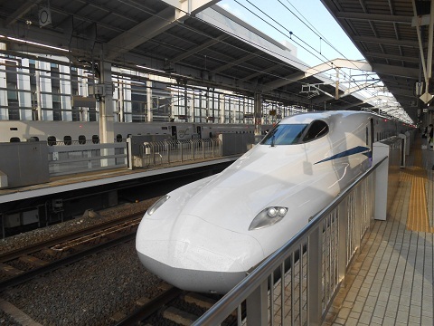 shinkansen-N700S-10.jpg