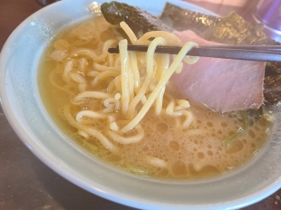 濱之家　ラーメン　麺スープ