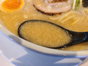 一晃亭　背脂味噌　スープ