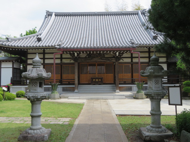 妙蓮寺の本堂２