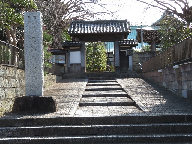 永勝寺の山門１