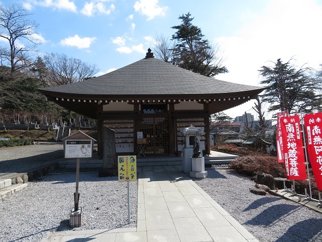 清浄光寺の地蔵堂１