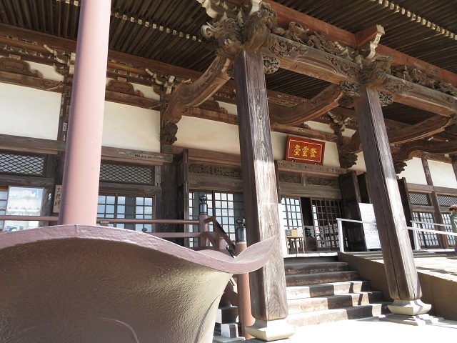 清浄光寺の本堂８