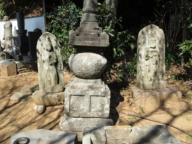 清浄光寺の小栗堂２５