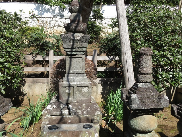 清浄光寺の小栗堂１８