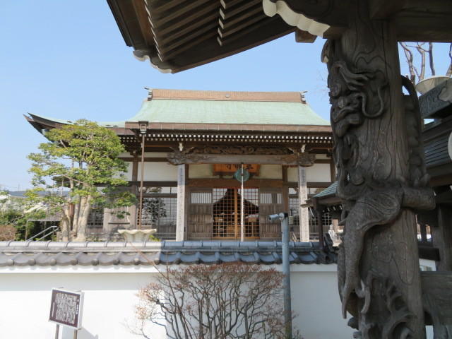 慈眼寺の本堂１