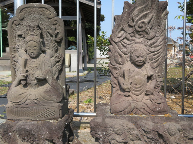 柄沢神社の石仏群６