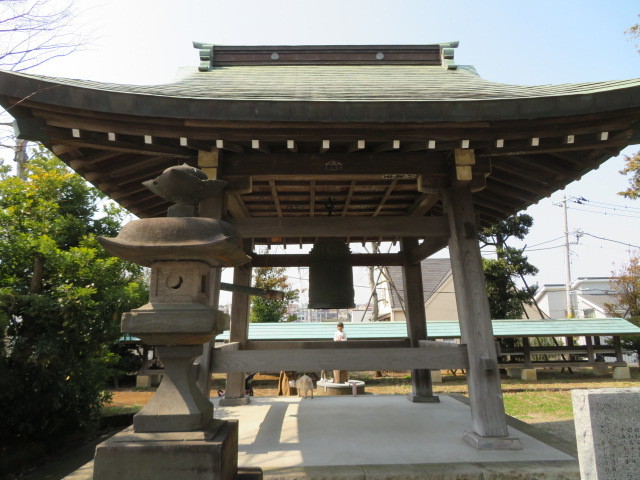 柄沢神社の梵鐘１
